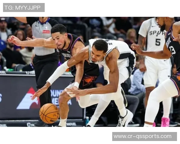 勇士不敌马刺遭遇夏季联赛首败 勇士不敌马刺遭遇夏季联赛首败