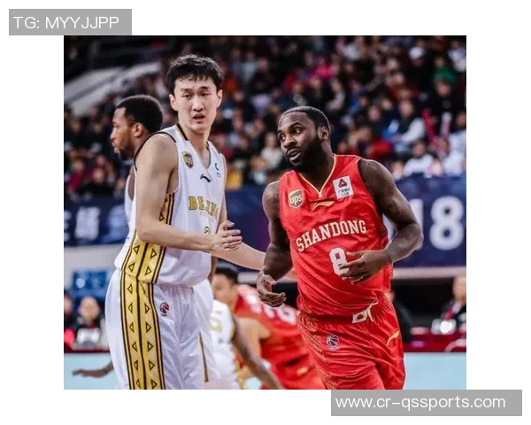 山东队迎来新外援劳森，抵沪问候球迷开启全新赛季篇章