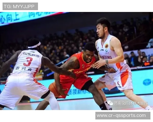 朗福德加盟深圳男篮：首次来中国期待和兰佩合作