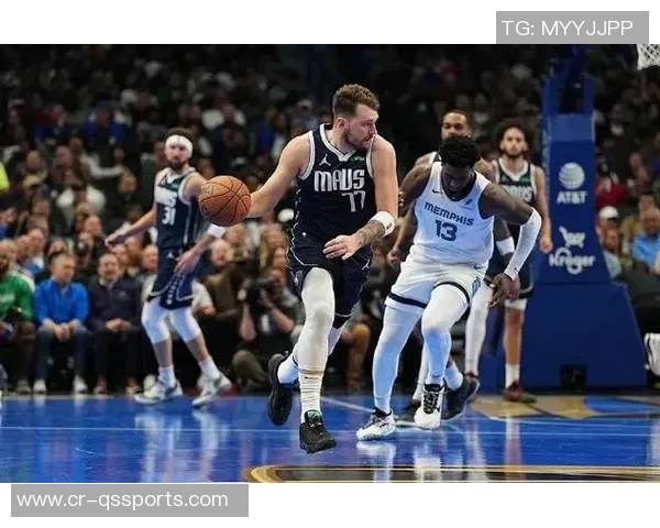 篮板差距!灰熊净胜独行侠20个篮板,12个进攻篮板彰显战术博弈的制胜秘密 篮板差距!灰熊净胜独行侠20个篮板,12个进攻篮板彰显战术博弈的制胜秘密