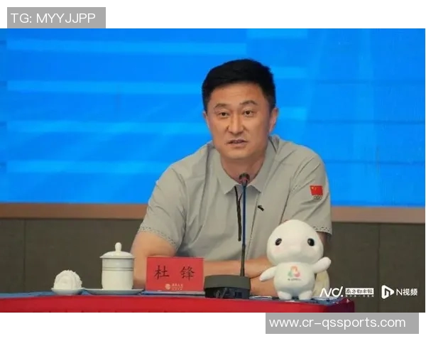 绝境面前绝不投降球迷感动杜锋:承诺战斗到底 绝境面前绝不投降球迷感动杜锋:承诺战斗到底